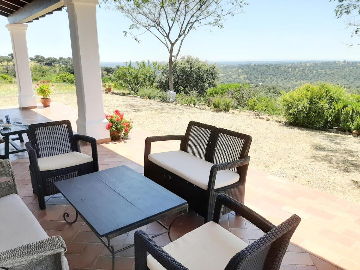 Casa Rural La Aulaga Ел Кастильо де лас Гуардас Екстериор снимка